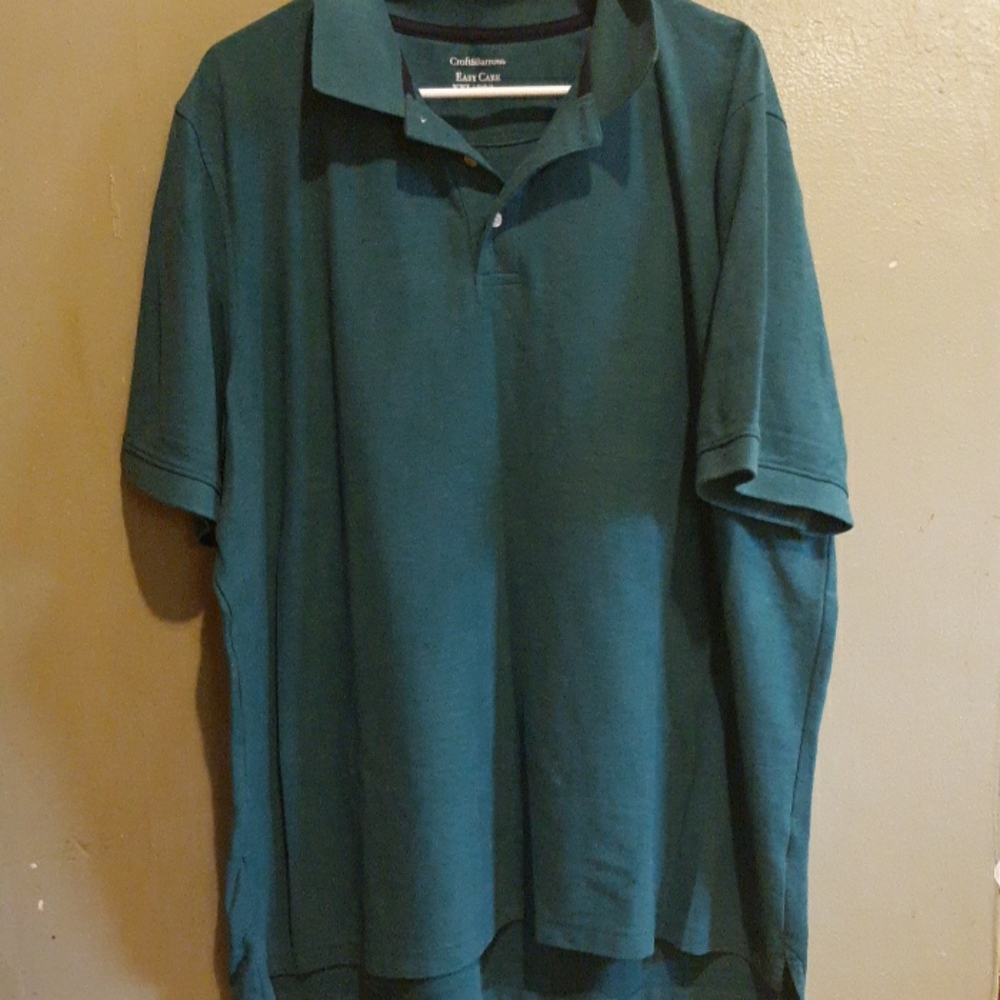 men’s polo, barely worn.